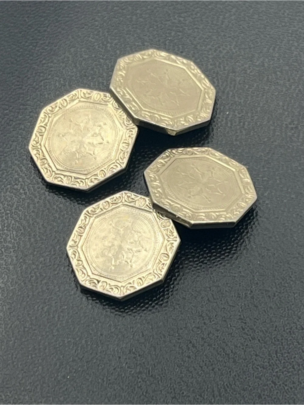 Belais 14k White Gold Front Etched Cuff links Art Deco flower snowflake design
